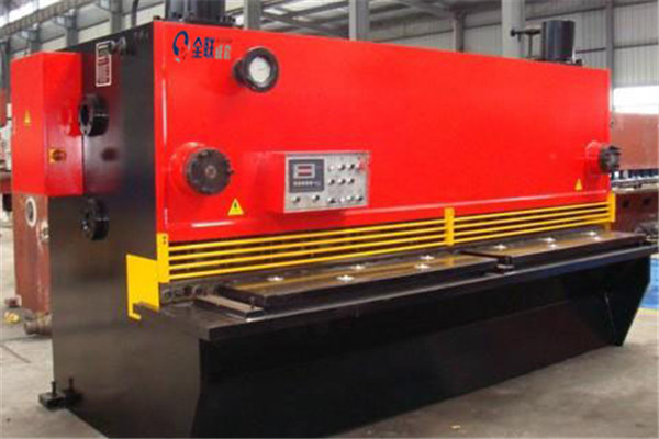 液壓擺式剪(jiǎn)闆機 液壓擺式剪闆(pan)機