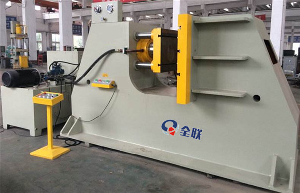 卧式液壓(yā)機 卧式(shi)液壓機