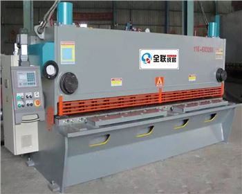 數控(kòng)剪闆機的結構性(xing)能和特點