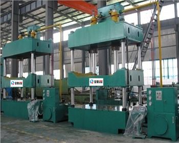 四柱液壓機安裝(zhuāng)、移機、維修、改造哪(na)家好？