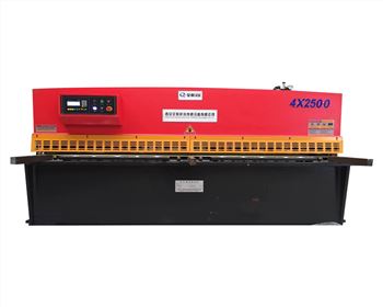 液壓剪(jiǎn)闆機怎麼減(jiǎn)少後擋料尺(chi)寸的誤差方(fang)法