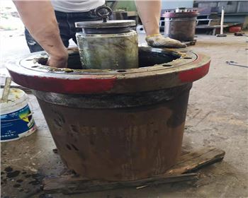 油缸(gang)維修改(gǎi)造